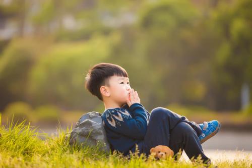 择思达斯|抽动症对小孩子生活有什么影响？